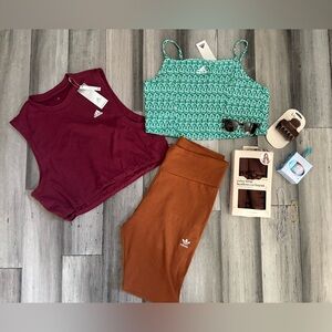 RESELLER BUNDLE: Women’s LARGE/XL Adidas & Accessories Lot